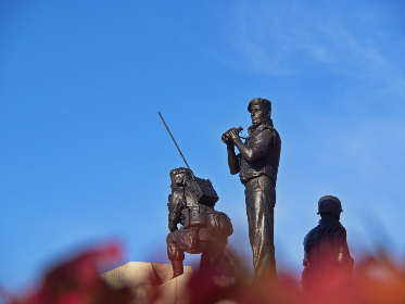 极乐夜王：探寻夜晚的神秘与魅力